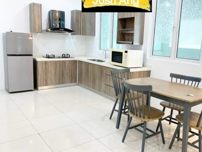 The Clovers In Bayan Lepas 1598sqft Fully Furnished Move In Condition