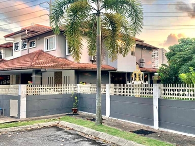 End Lot Facing Open Freehold Double Storey Terrace