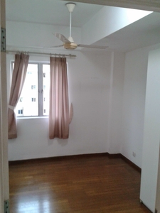 Sri Mahligai Condominium Corner Unit For Sale!!!