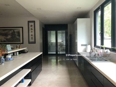 Bungalow at Putra Crest,Putra Heights for sale!