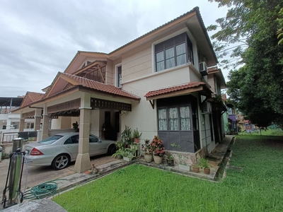 CORNER LOT, Double Storey Semi-D @ Seksyen 3 Bangi - Renovated & Extended with Huge Land Extra Area at Side