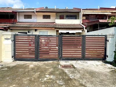 Double Storey Terrace House @ Seksyen 4, Bandar Baru Bangi - Fully Extended Kitchen - Murah Sesangat Ni!!
