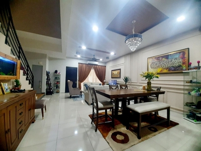 Double Storey Terrace House @ Taman Harmoni, Kajang - Extended Kitchen with Kitchen Cabinet