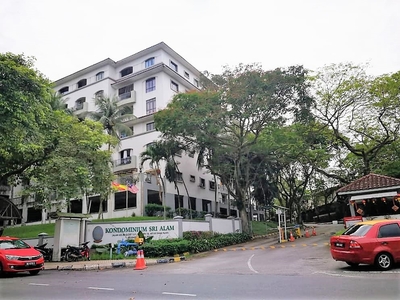 END LOT, Sri Alam Condominium - in front of KGSAAS Golf Club Seksyen 13, Shah Alam - Huge Price Reduced!!!