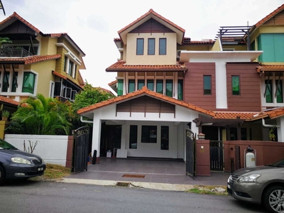FREEHOLD, 3-Storey Semi-D @ Country Heights Kajang - Huge & Spacious. Newly Renovated With New Additional Features