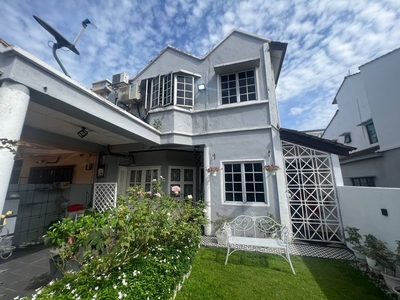 HOT AREA!!! FREEHOLD END LOT- Double Storey Terrace House @ USJ 4, Subang Jaya - Renovated & Extended