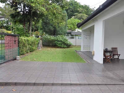 Lorong Bukit Pantai Bungalow Exclusive Unit For Rent