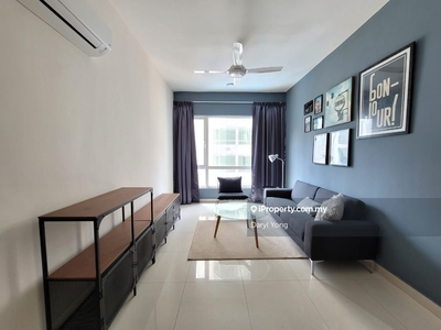 Spacious apartment with tasteful furnishing and KLCC view