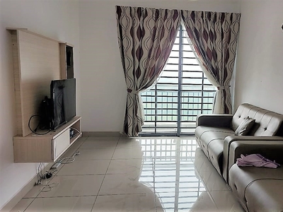 BELOW DEVELOPER PRICE!!!, FREEHOLD De Centrum Residences @ Bangi - Well Maintained Facing Green