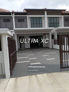 Alam impian klang 2sty house facing field basic condition for rent