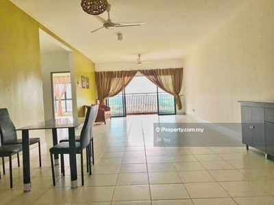 Partly furnished 1365sf non bumi metia residence sek 13 shah alam