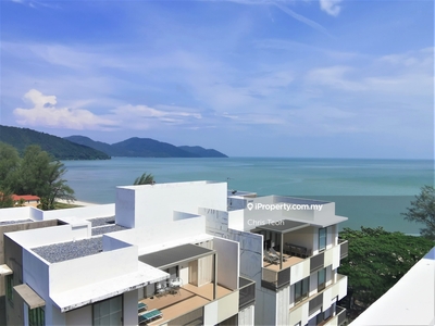 Very nice unit with big balcony & sea view & hill view!