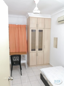 Walkable MRT Surian Single bedroom at Palm Spring @ Kota Damansara