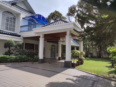 Large house (7 rooms) near KLCC (embassy)