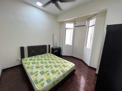 Newly Renovated Fully Furnished Bedroom at Bukit OUG Condo, Bukit Jalil Awan Besar LRT Station