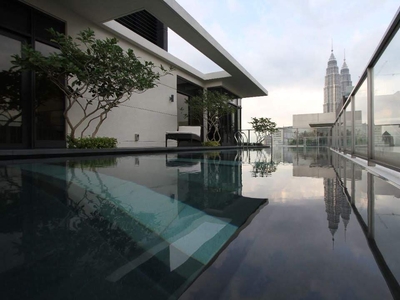 St Mary - Penthouse, Private pool, KLCC view