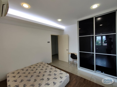 Master Room at First Residence, Kepong