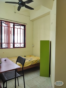Single Room at Sri Pelangi, Setapak
