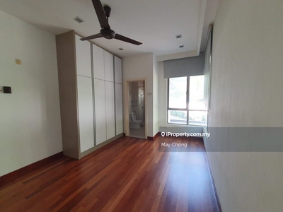 Zenia Landed Well-Maintained Unit For Rent