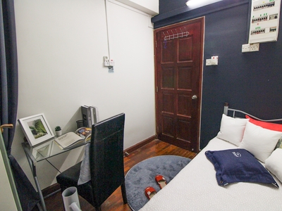 Comfortable Single Room in the Heart of the City Only 6 Min Drive To HKL