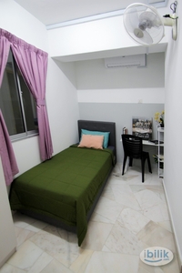Single Room at Danau Idaman, Taman Desa