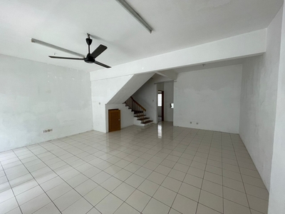 2 Storey Landed House For Rent PUJ Taman Puncak Jalil Seri Kembangan Bukit Jalil