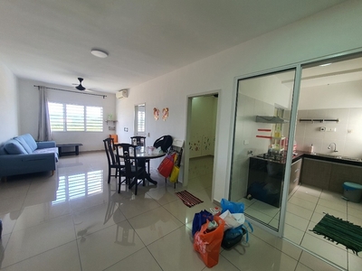 Apartment For Rent Simfoni Eco Majestic, 750sf, Aircond, Water Heater, Kitchen Table Top,