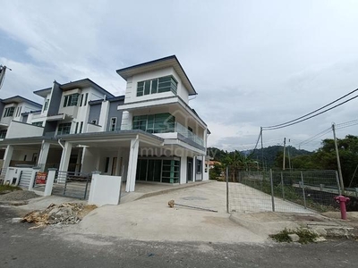 Corner! 2 Storey House at Tmn Seri kibabaig, Penampang