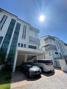[FACING OPEN] 3.5 Storey Semi-D Luxury Kingsley Hills Putra Heights Subang