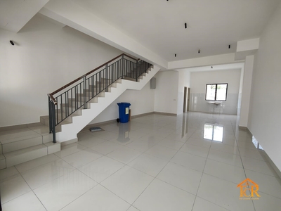 For Rent Robin Double Storey House, Basic Unit, Bandar Rimbayu