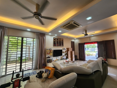 Fully furnished Semi-D Anggun 2 Rawang for rent