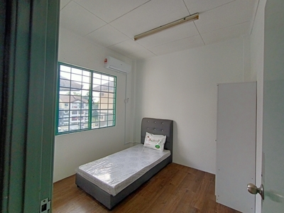 Mid & small room fully furnish for rent