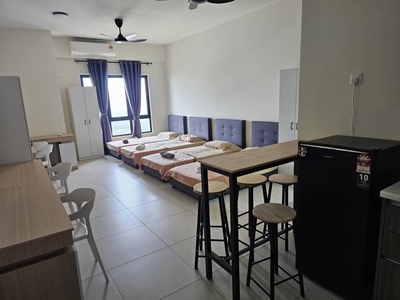 4 Persons Sharing Fully Furnished Edusphere Suites Studio, Cyberjaya For
