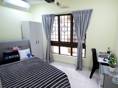 Comfy Fully furnished near next to LRT, single bed, Kota Damansara