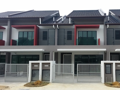 [ENDLOT] VALUE RENT!!! 30x70 Bandar Bukit Raja Klang Double Storey Endlot Terrace House