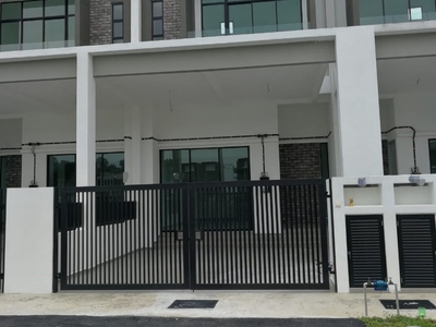 FREEHOLD & NEW UNIT Double Storey Terrace Bukit Cheng Melaka
