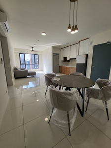 Fully Furnished Comfortable And Modern 2 Bedrooms Unit At Emerald 9 Condo For Rent