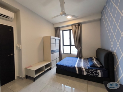 Fully Furnished Master Bedroom @The Birch KL. Walk 300m/5mins to MRT. Free Wifi 300mps+Cuckoo Water+Common Area Electricity(except individual room)