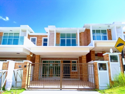(FURNISHED) 2 STOREY @ GOODVIEW HEIGHTS