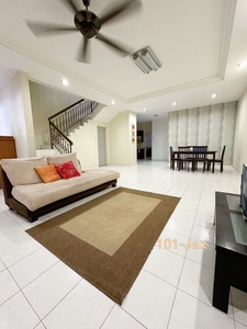 [GOOD CONDITION] 22x75 Asura Homes Bandar Bukit Tinggi 2, Klang. Double Storey House. 4 Bedrooms & 4 Bathrooms