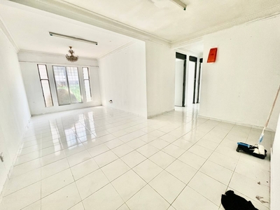 MURAH Below MV Corner Unit Apartment Taman Pantai Indah Pantai Dalam Kuala Lumpur For Sale