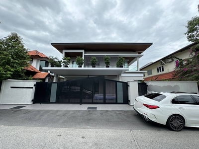 NEAR KLCC 15 MINS Fully Furnished Fully Renovated Bungalow at Ampang For Sale
