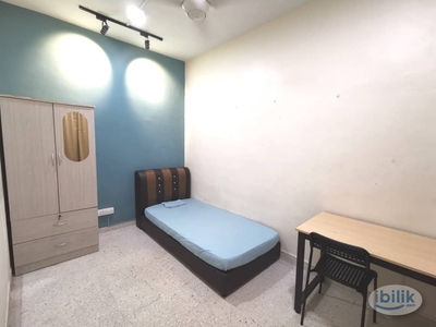 [Non-smoking unit] Single bedroom at SS22/72 Petaling Jaya, Selangor