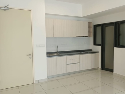Parc 3 @ Cheras 2r2b Partly Furnished For Rent