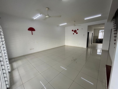 (RENT) HOT!!! Mutiara Rini Home 1 Double Storey with Partial furnished