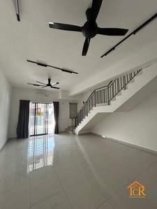 Robin Bandar Rimbayu 2 storey House for Rent untuk sewa