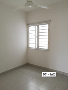[SUPER VALUE BUY] 815sqft Seri Jati Apartment, Setia Alam. 3 Bedrooms & 2 Bathrooms