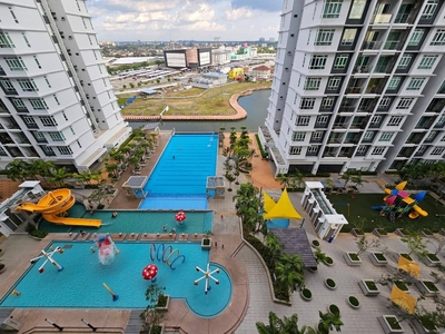 SWIMMING POOL VIEW Condominium Parkland Residence Bachang Melaka