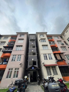 Tingkat 1 Balcony Facing Open Apartment Kenanga Taman Putra Perdana Puchong Untuk Dijual For Sale