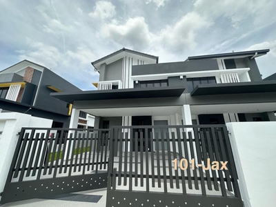 [TIP TOP CONDITION] 32x75 Bywater, Setia Alam. Double Storey Semi-D House. 4+1 Bedrooms & 4 Bathrooms